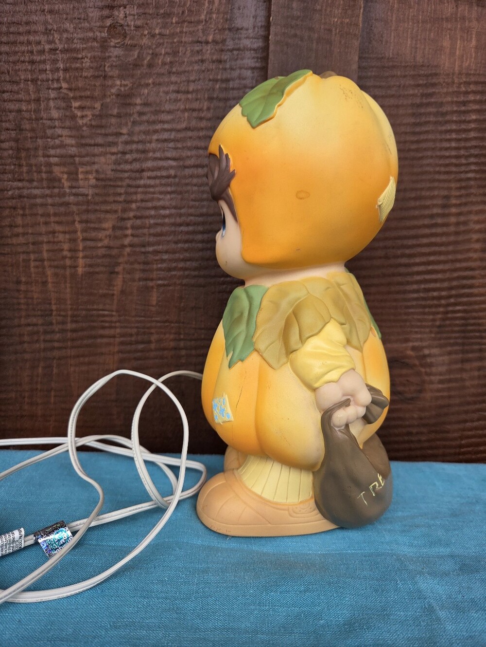 Precious Moments Pumpkin Lighted Fall Halloween Decoration - Picture 3 of 3